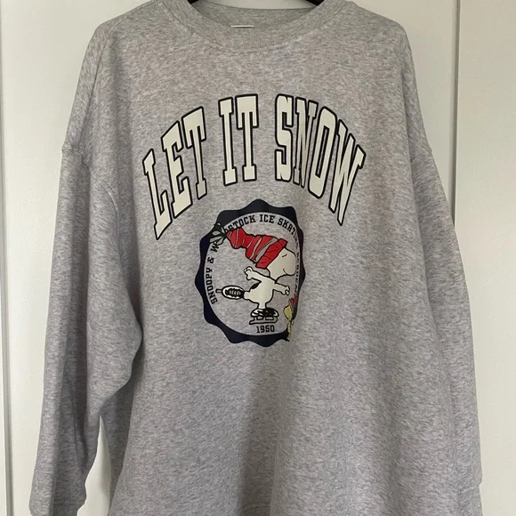 Oversized Sweater ❄️ - Picture 1 of 2